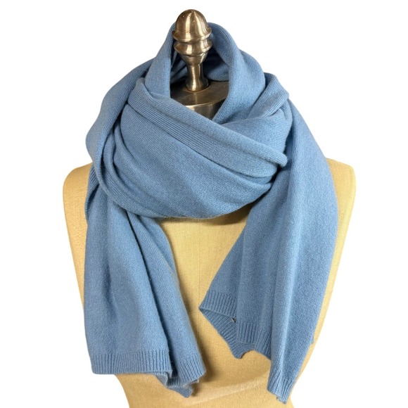 Ann Taylor 100% Cashmere Scarf Sky Blue Soft Quiet Luxury Winter Cozy Oversized - Picture 2 of 8